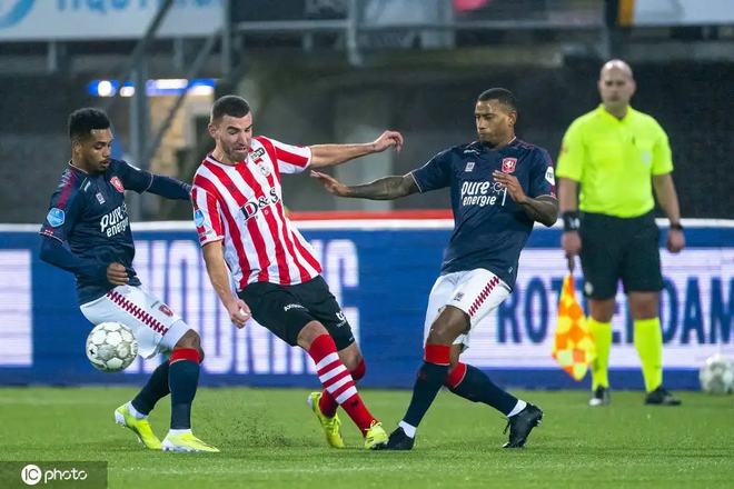 配图定格的 配图定格的